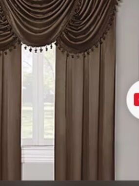 Regal Home Regency
Curtain panels in Brown